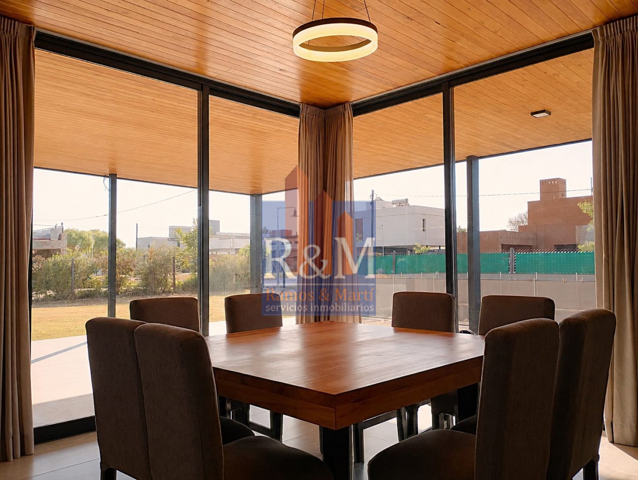 LAS CORZUELAS: CASA 4D, 4B, GALERIA Y PILETA