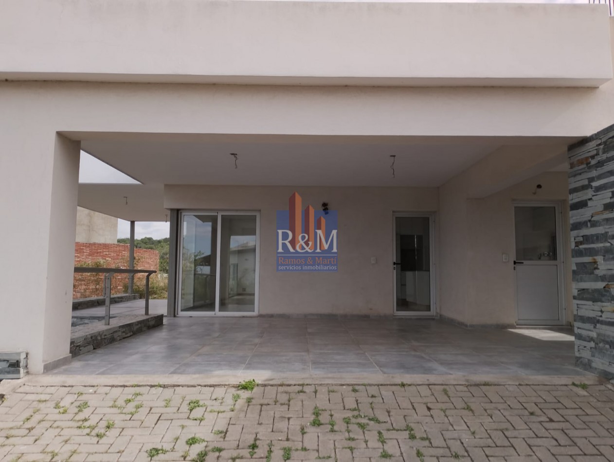 CUMBRES DEL GOLF: CASA 3D MODERNA VISTA MONTAÑAS