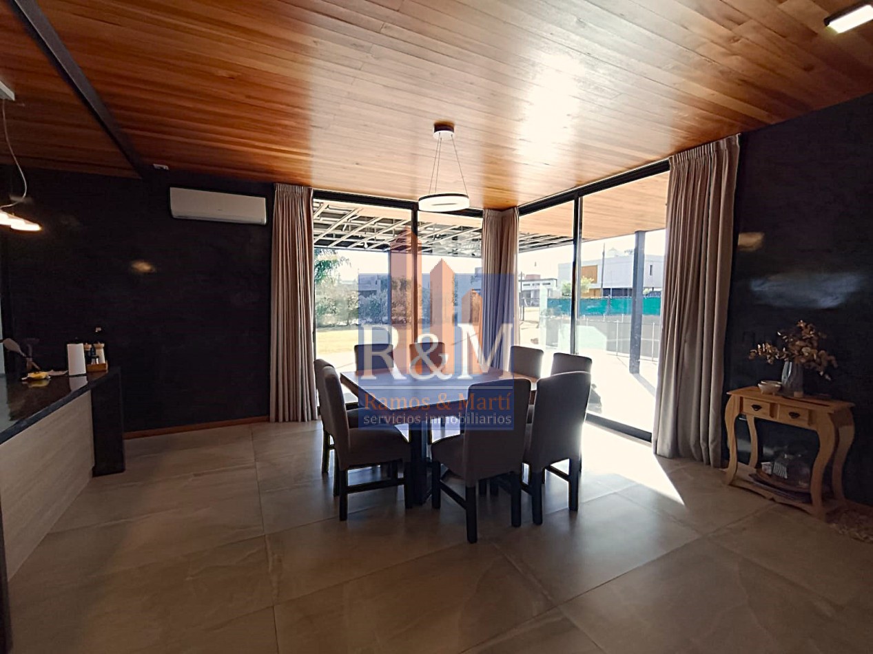 LAS CORZUELAS: CASA 4D, 4B, GALERIA Y PILETA