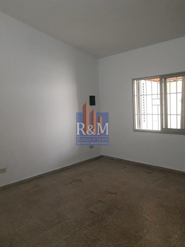 SAN VICENTE: CASA 3D Y 14 COCHERAS