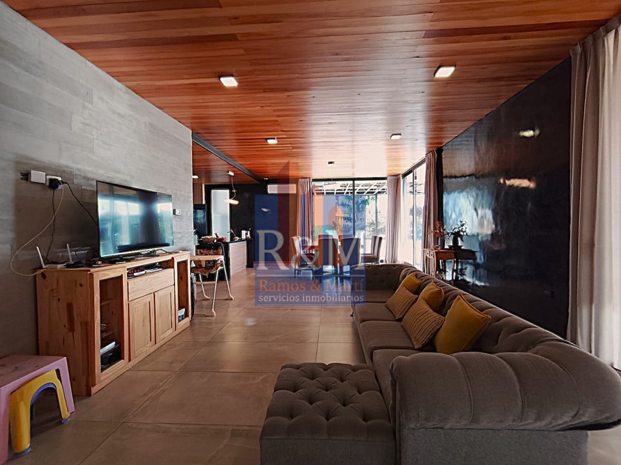 LAS CORZUELAS: CASA 4D, 4B, GALERIA Y PILETA
