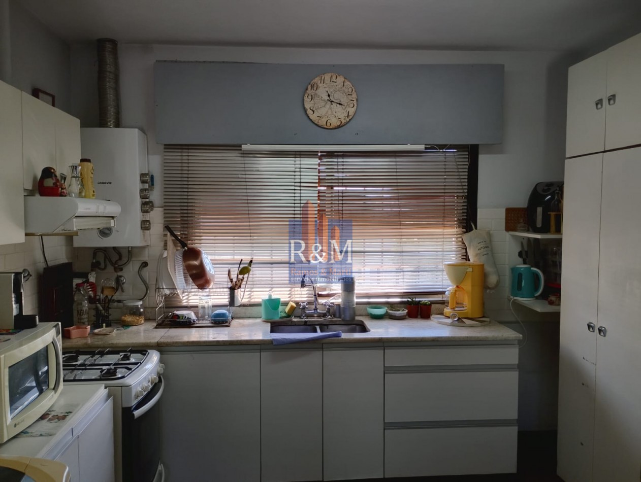 ALTA CORDOBA: CASA PH EN PLANTA ALTA