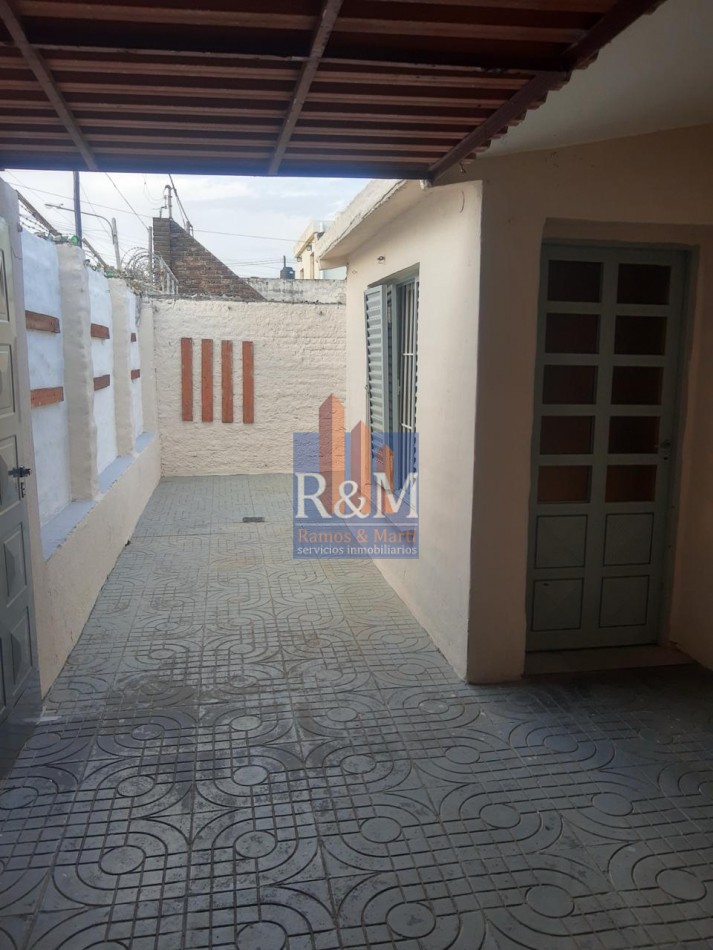 SAN VICENTE: CASA 3D Y 14 COCHERAS