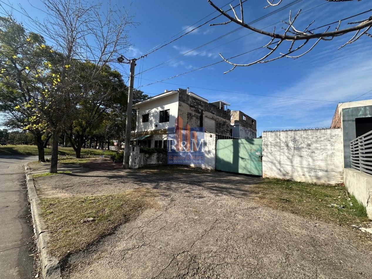 ALTOS DE VILLA CABRERA: LOTE + COCHERAS DE 407 M2