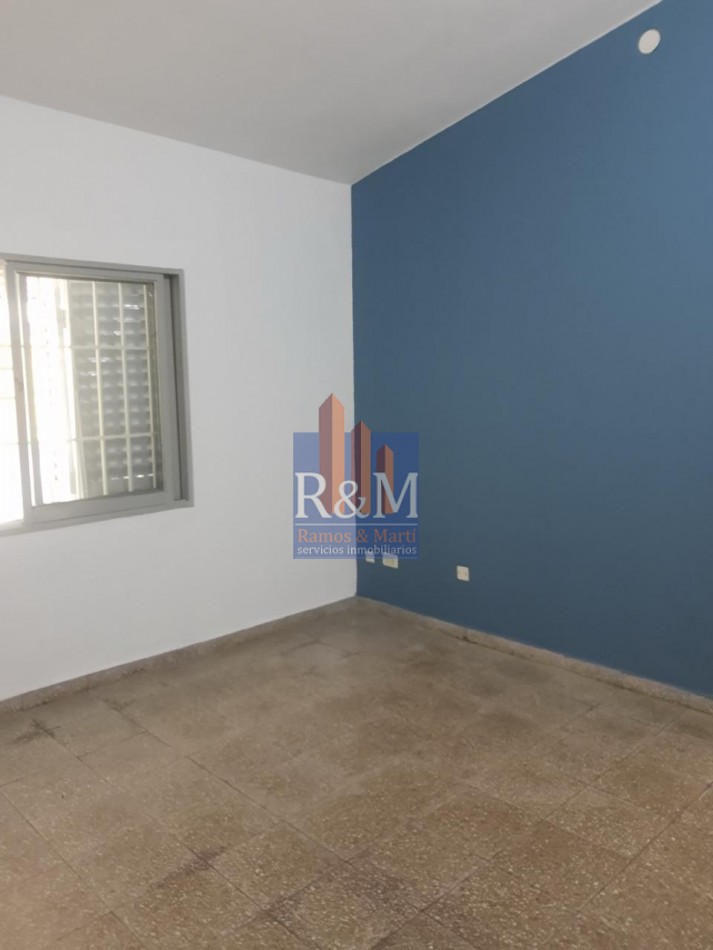 SAN VICENTE: CASA 3D Y 14 COCHERAS