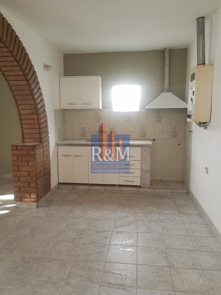 SAN VICENTE: CASA 3D Y 14 COCHERAS