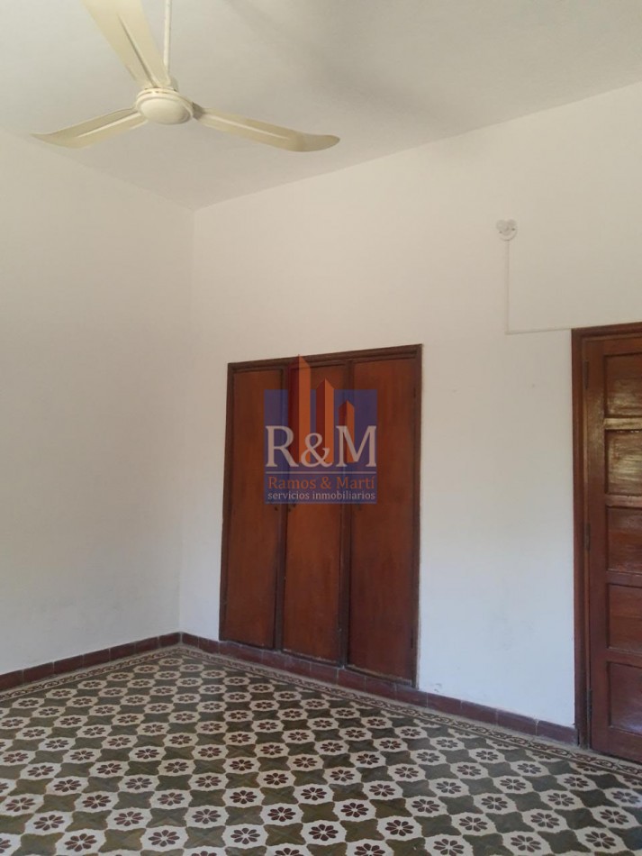 SAN VICENTE: CASA 3D Y 14 COCHERAS