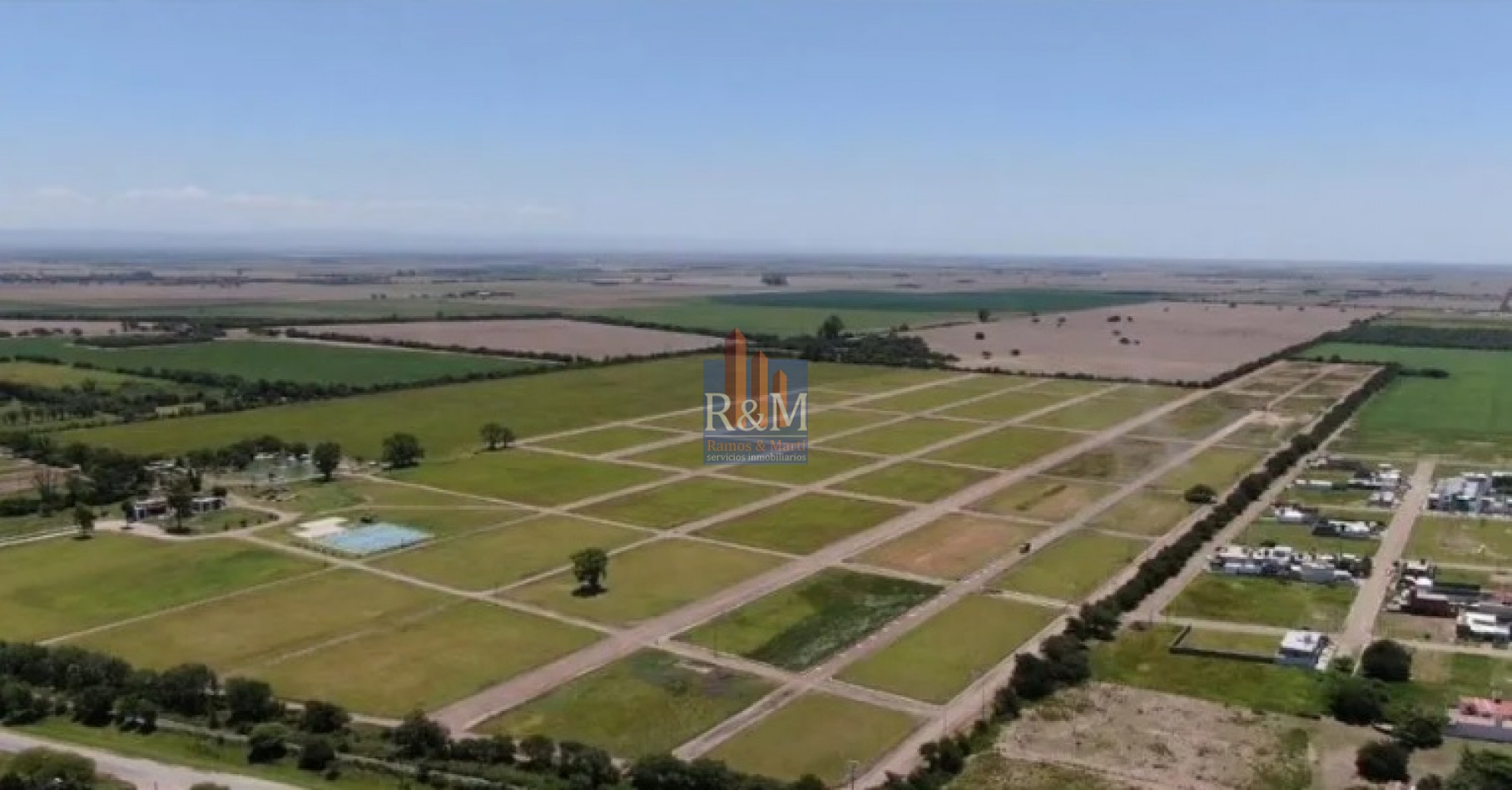 MONTECRISTO: LOTES BARRIO CERRADO CON MINIMA ENTREGA