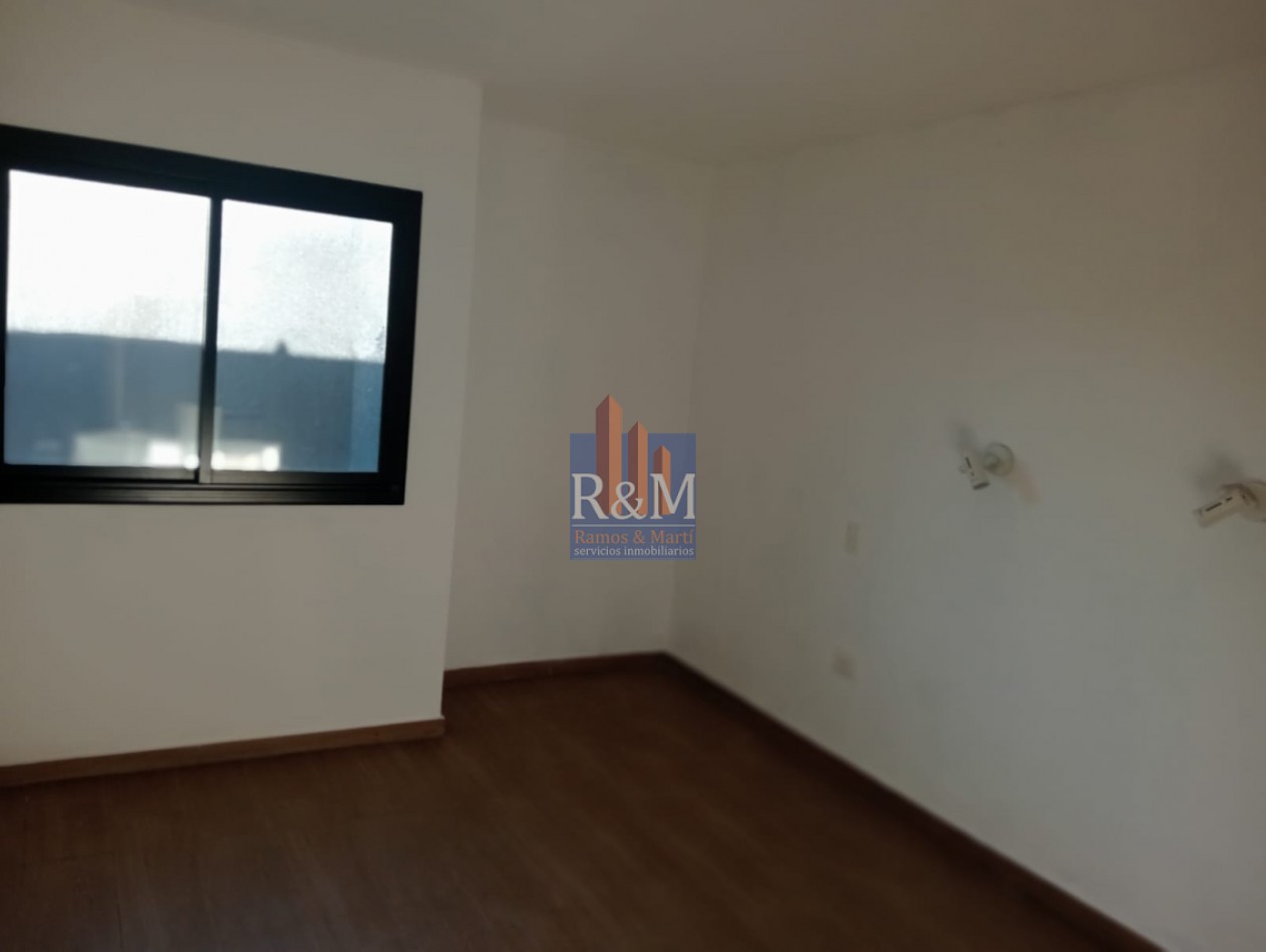 SAN IGNACIO VILLAGE: DUPLEX 2D COMO NUEVO