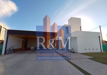 LAS CORZUELAS: CASA 4D, 4B, GALERIA Y PILETA