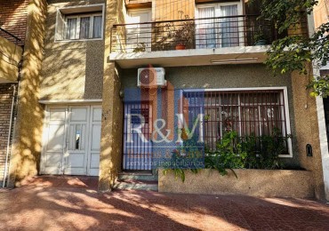 ALTO ALBERDI: CASA APTA DESARROLLO INMOBILIARIO