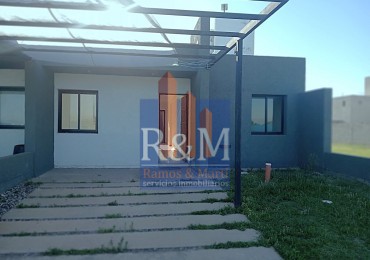 SAN IGNACIO VILLAGE: DUPLEX 2D COMO NUEVO